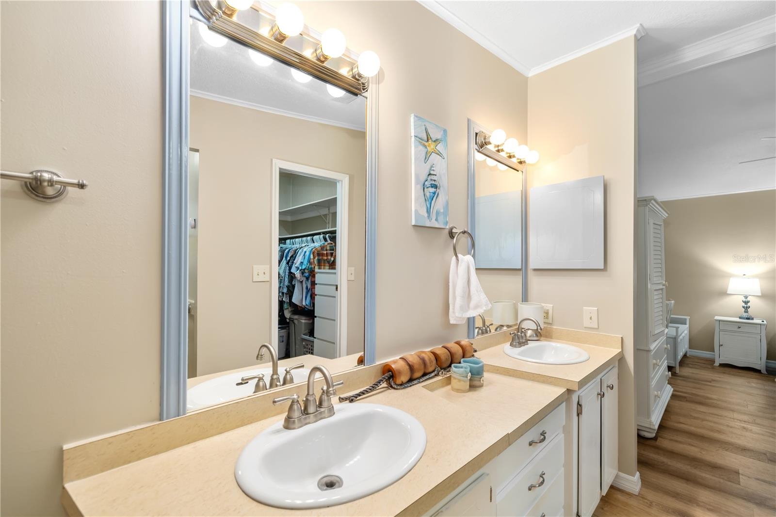 Image 20 of 41 For 1001 Starkey Road 310