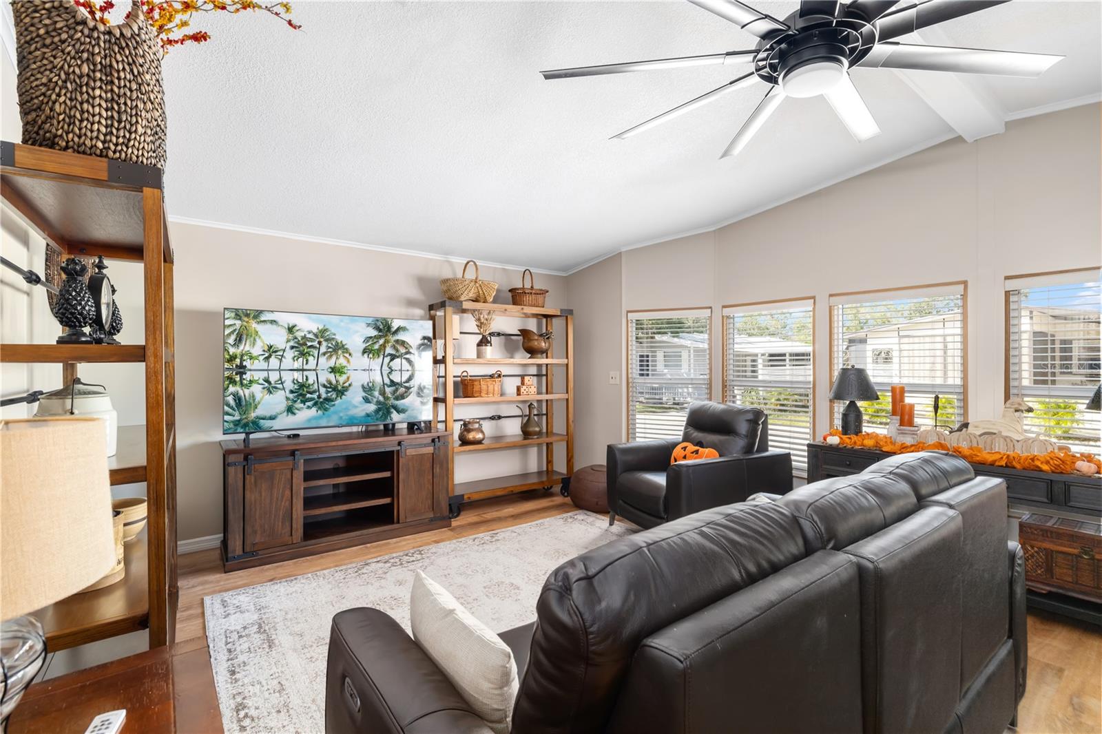 Image 5 of 41 For 1001 Starkey Road 310