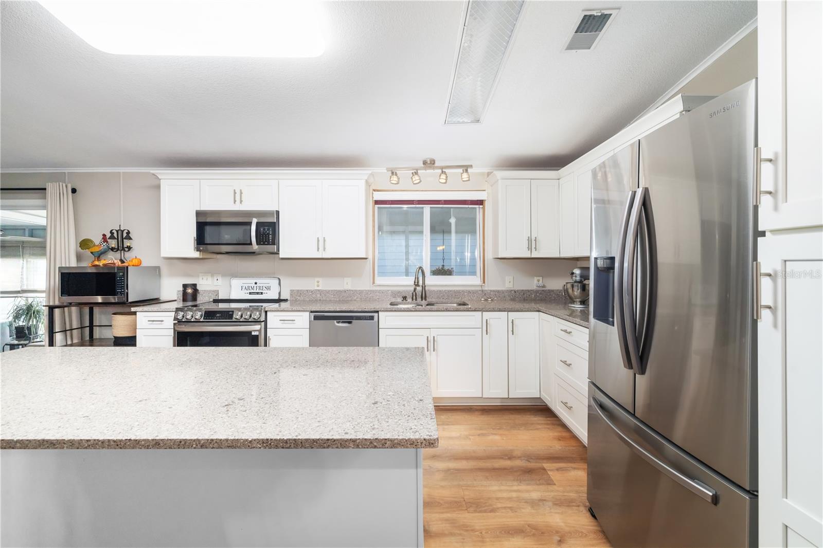 Image 9 of 41 For 1001 Starkey Road 310
