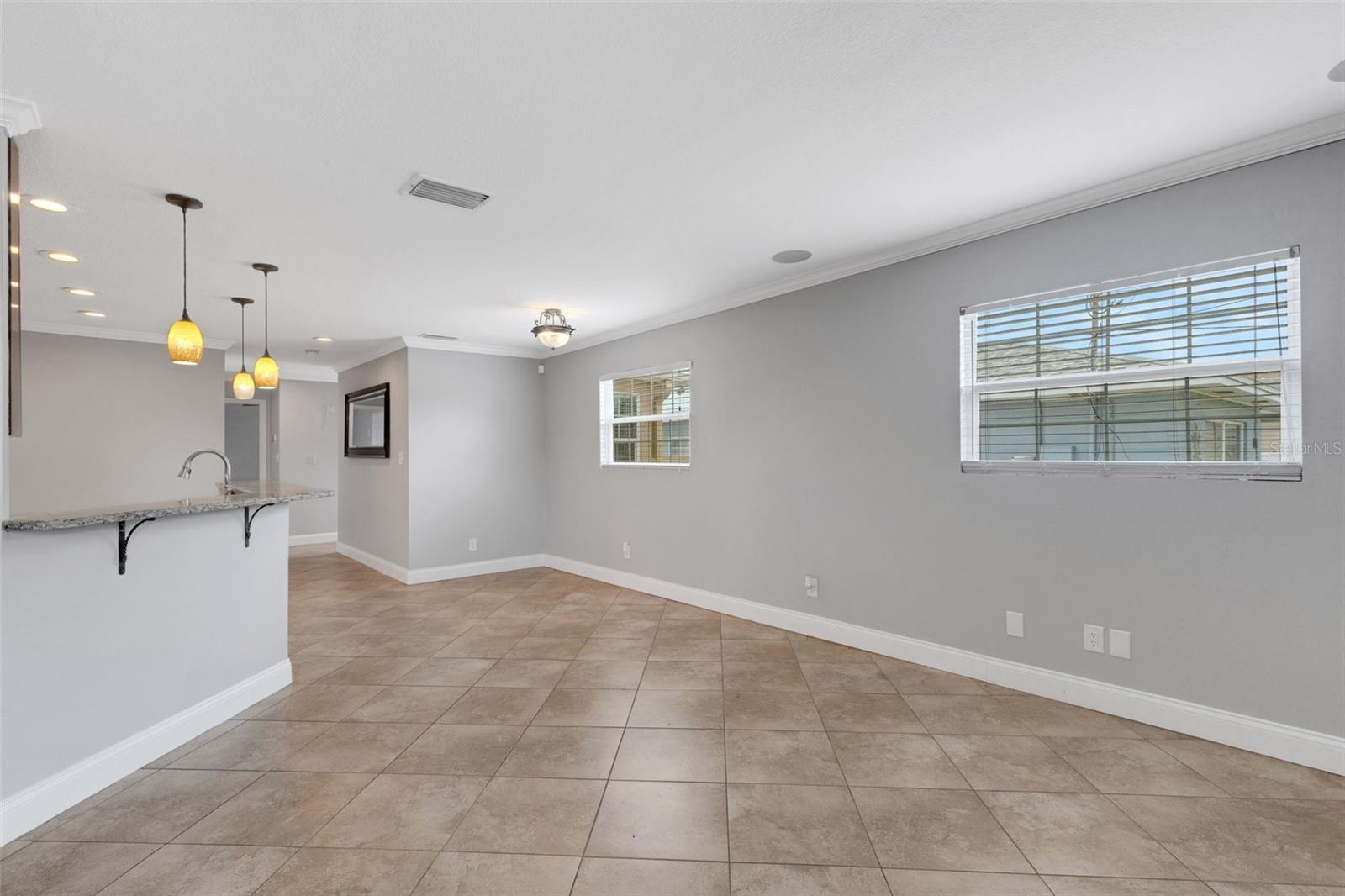 Image 15 of 62 For 2707 Leroy Street