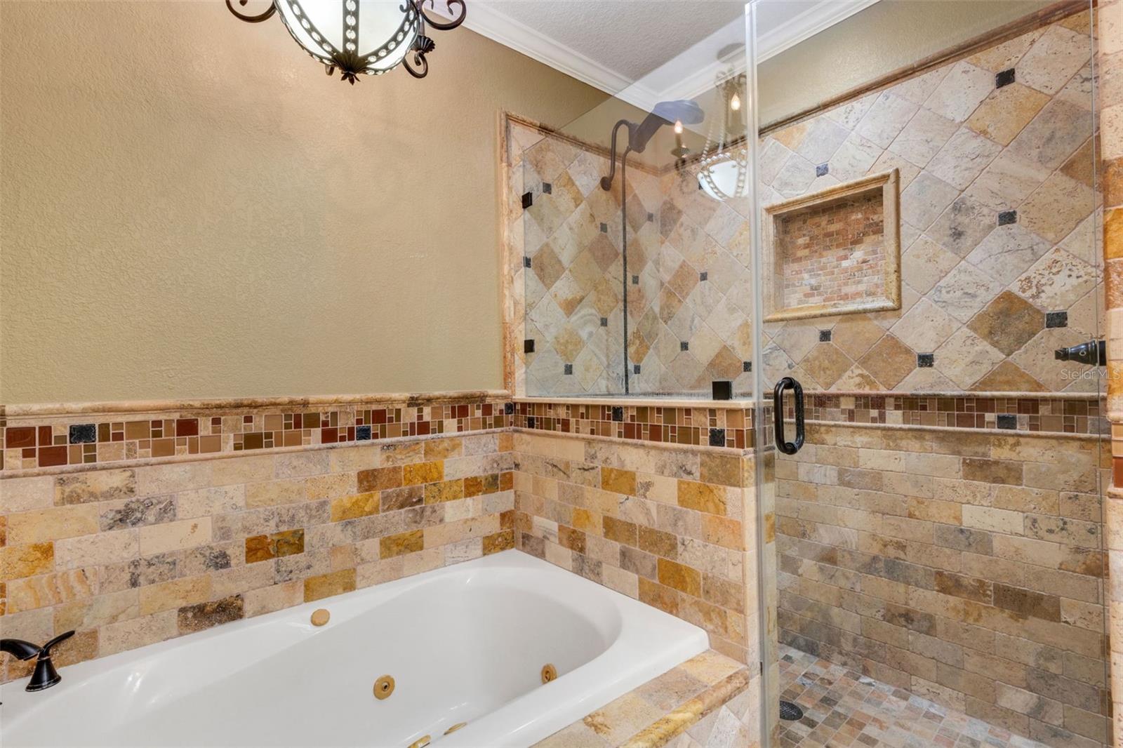 Image 33 of 62 For 2707 Leroy Street