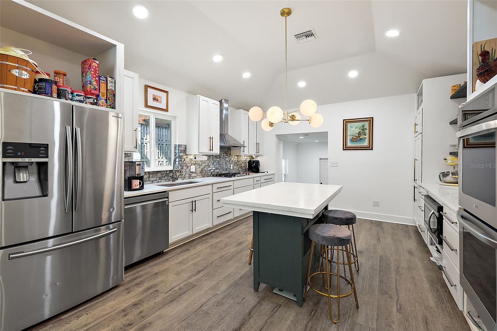 Image 12 of 31 For 1206 Sunshine Avenue