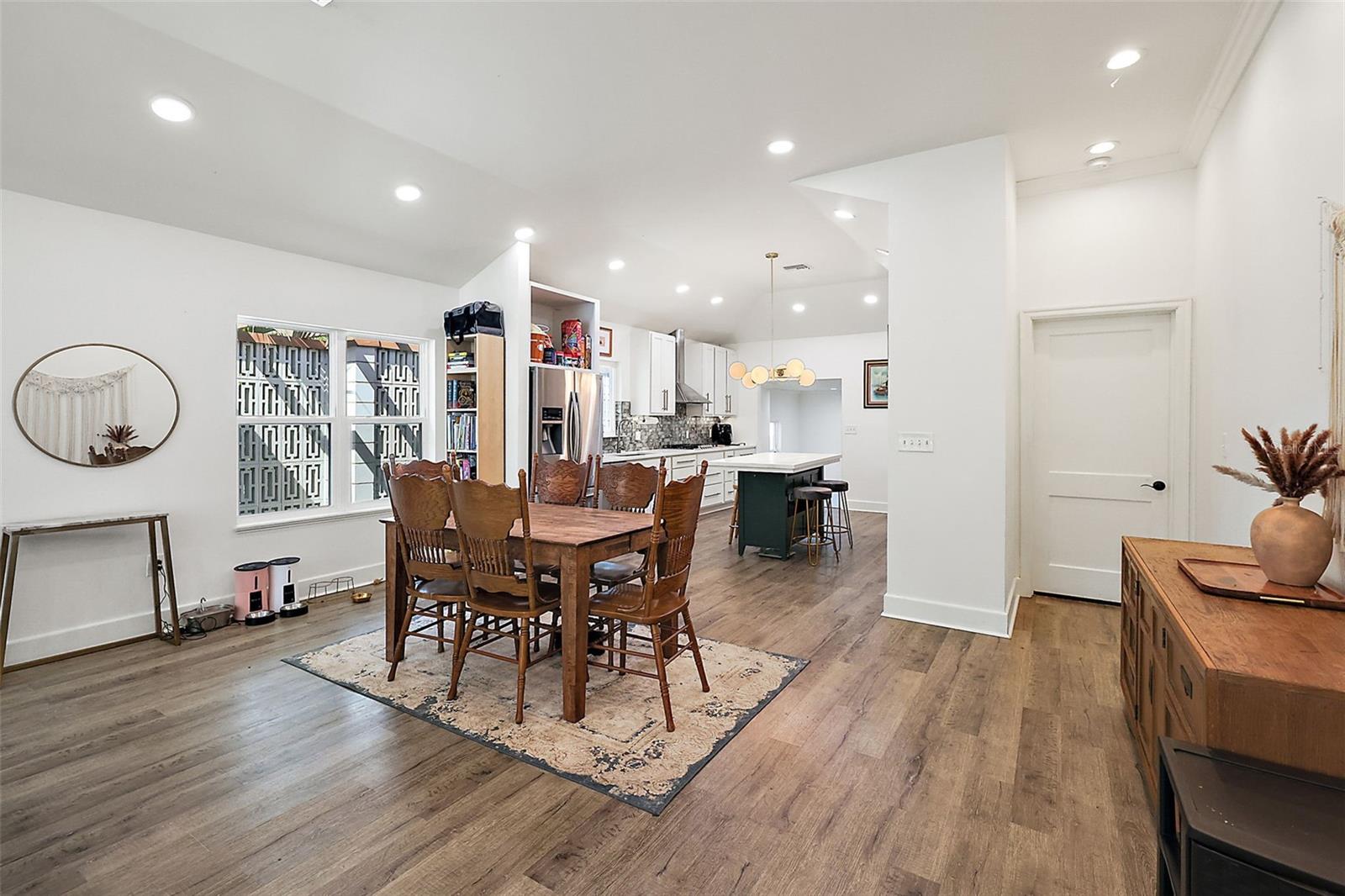 Image 14 of 31 For 1206 Sunshine Avenue