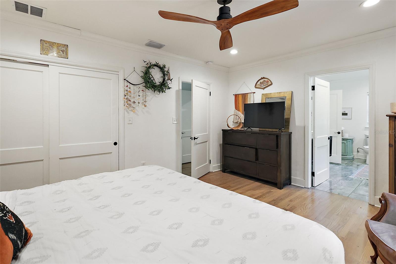 Image 17 of 31 For 1206 Sunshine Avenue