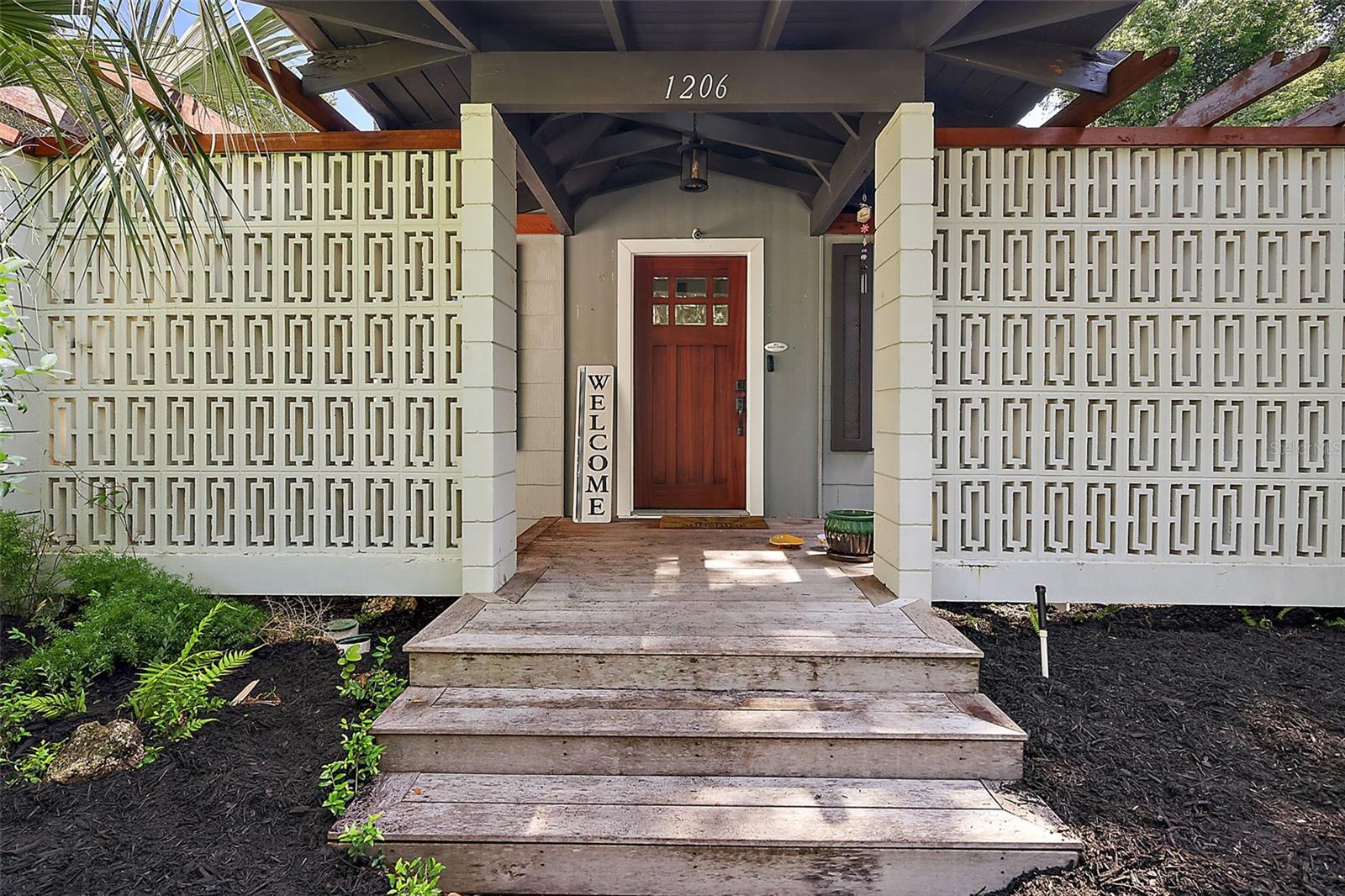 Image 2 of 31 For 1206 Sunshine Avenue