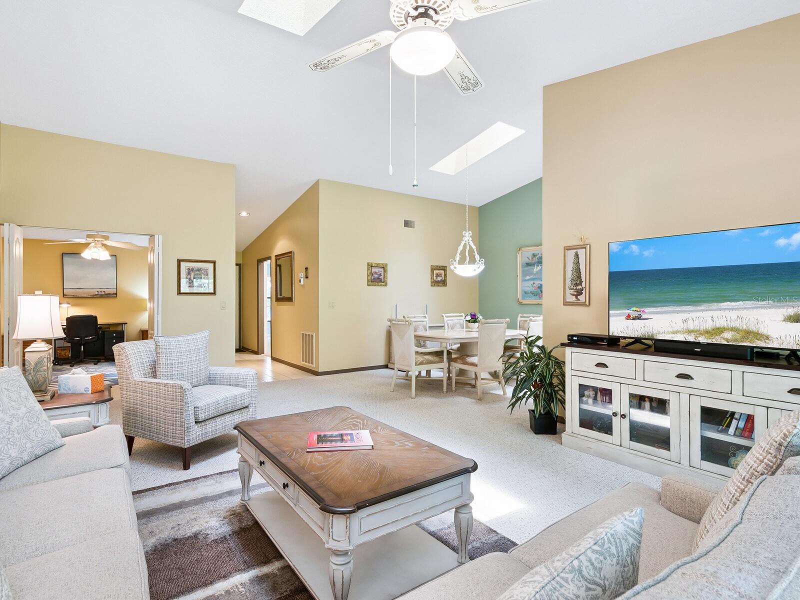 Image 16 of 45 For 4042 Wilshire Circle E 151
