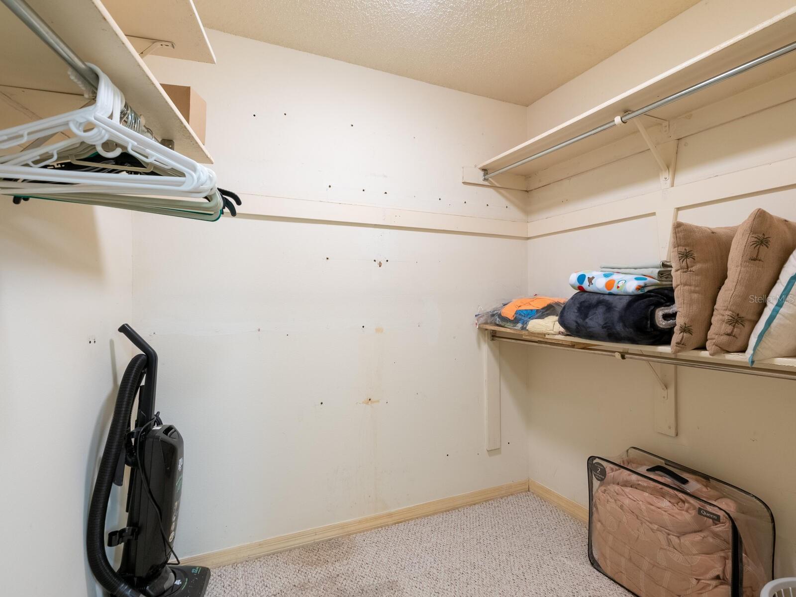 Image 22 of 45 For 4042 Wilshire Circle E 151