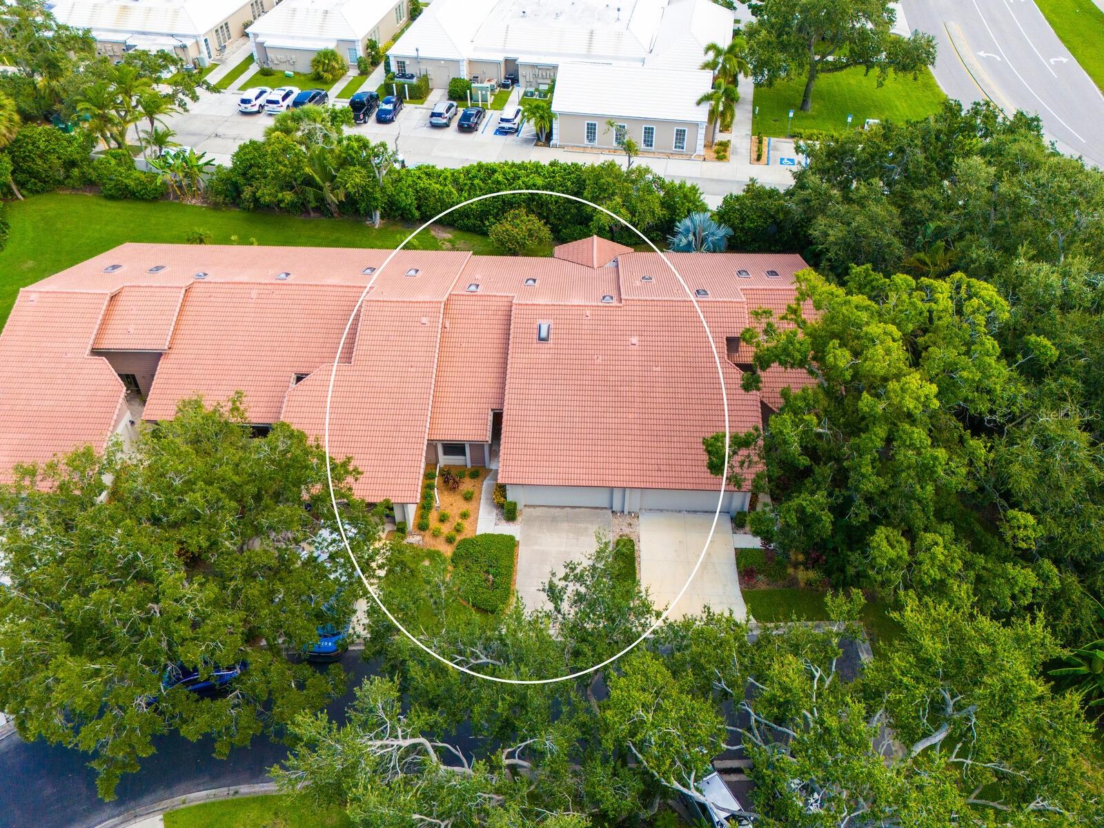 Image 33 of 45 For 4042 Wilshire Circle E 151