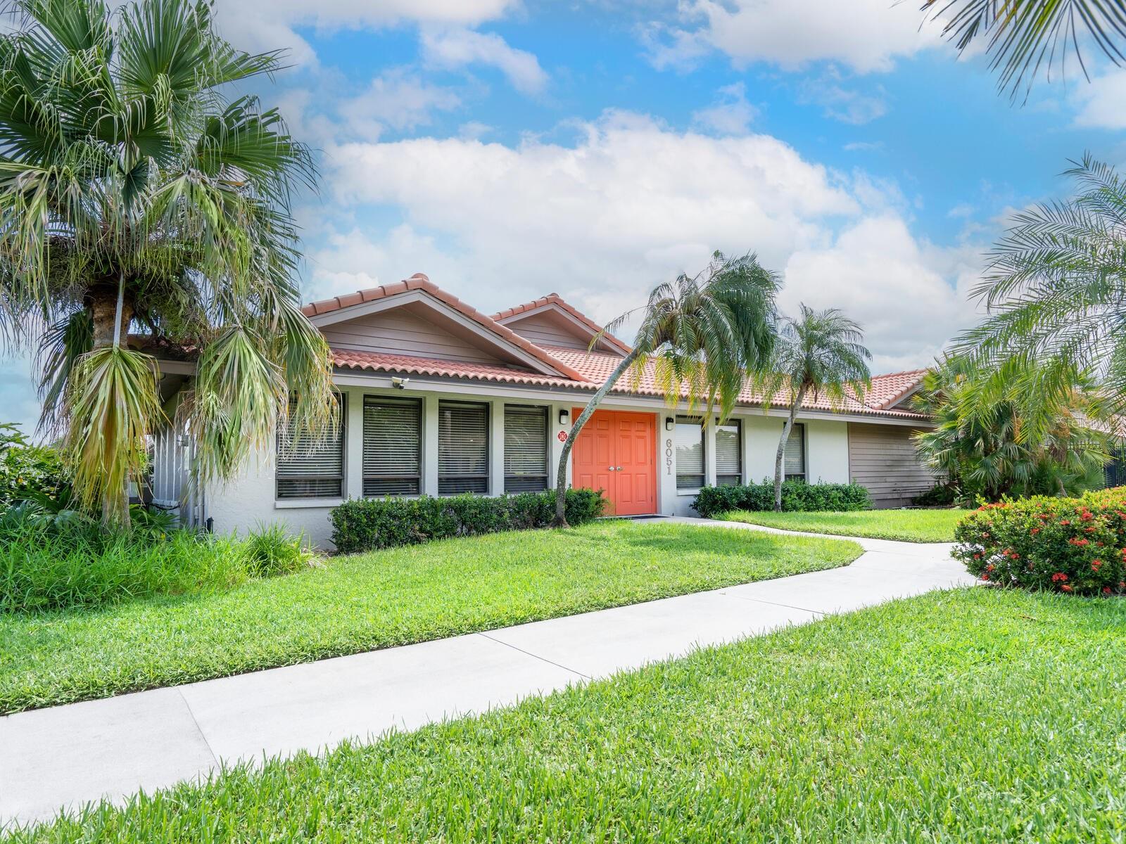 Image 38 of 45 For 4042 Wilshire Circle E 151