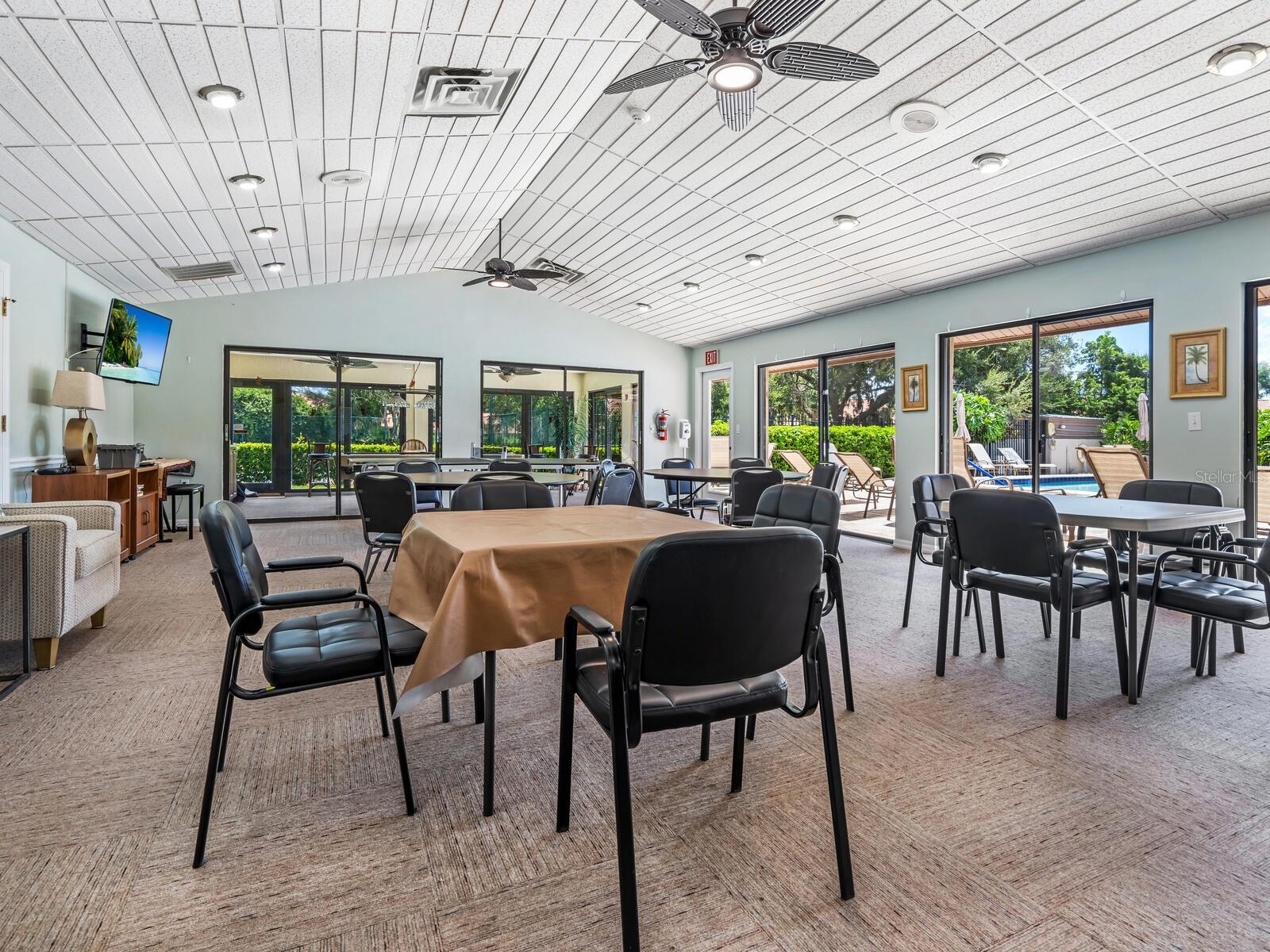 Image 40 of 45 For 4042 Wilshire Circle E 151