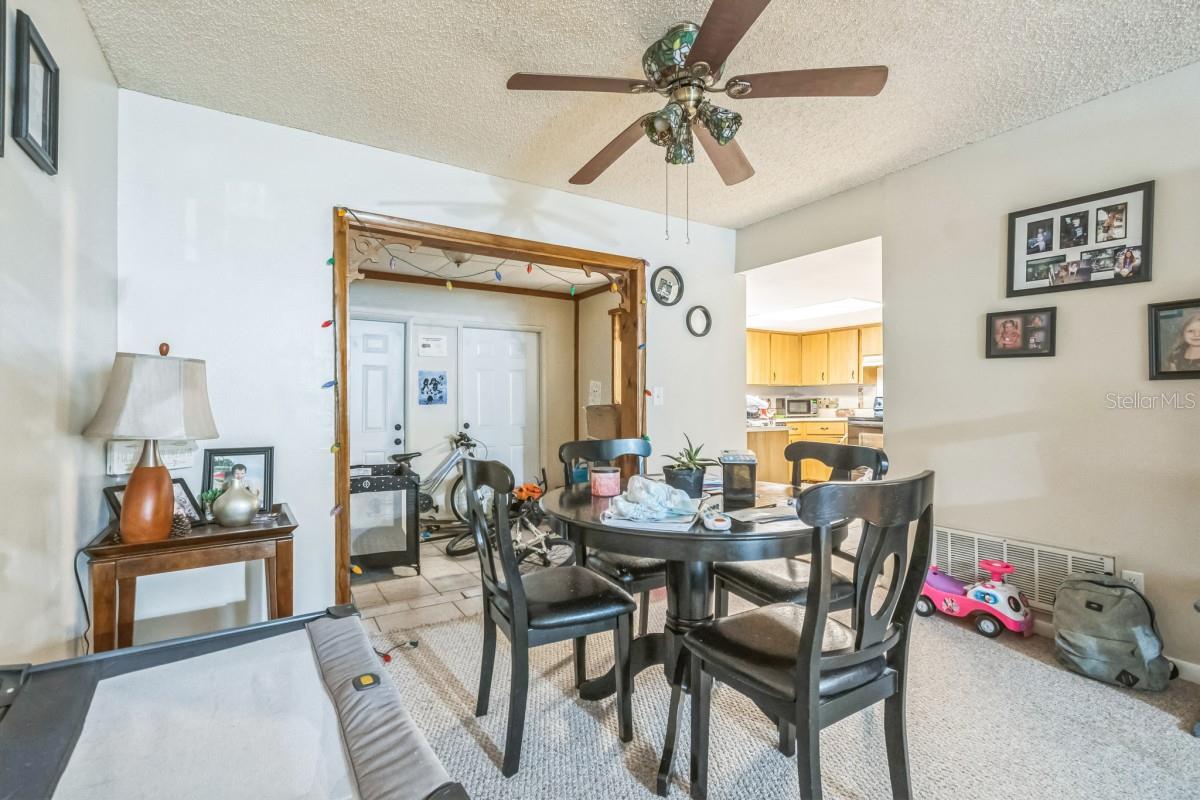 Image 8 of 47 For 3304 India Palm Drive
