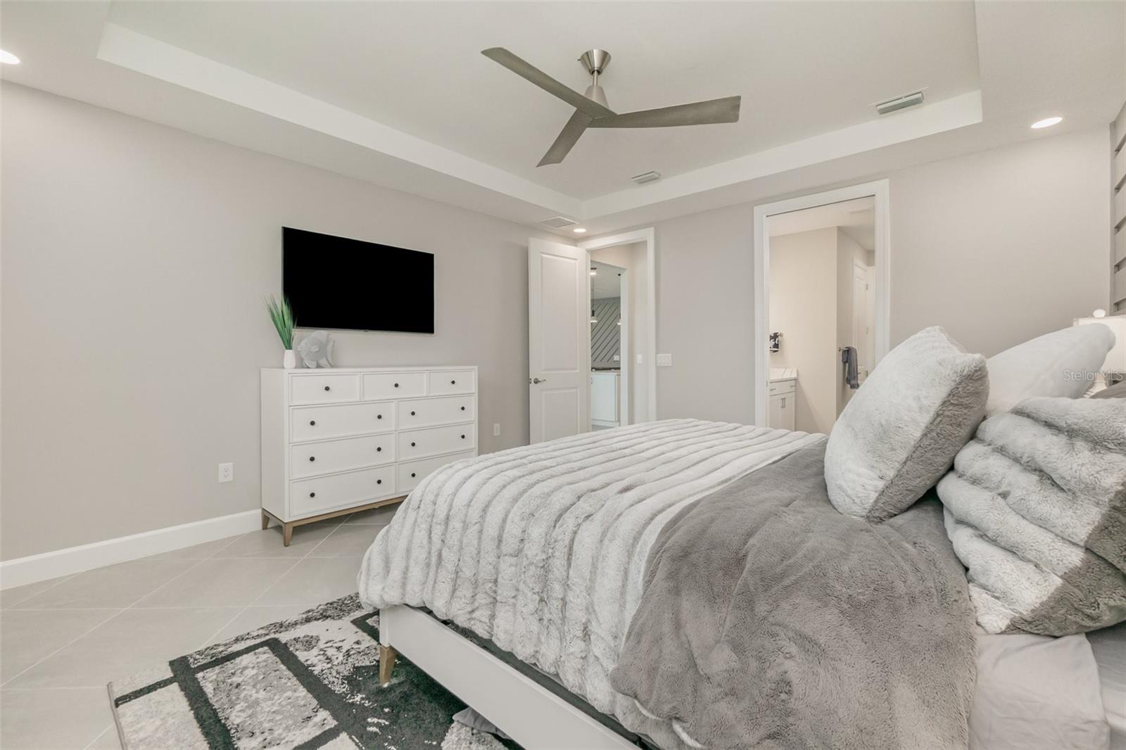 Image 20 of 63 For 10109 Beachwalk Drive