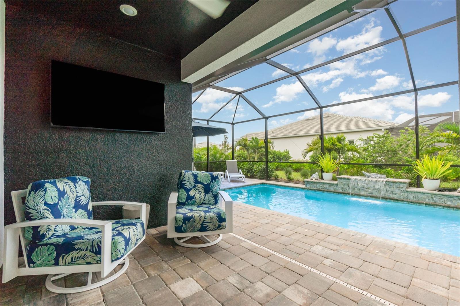 Image 33 of 63 For 10109 Beachwalk Drive