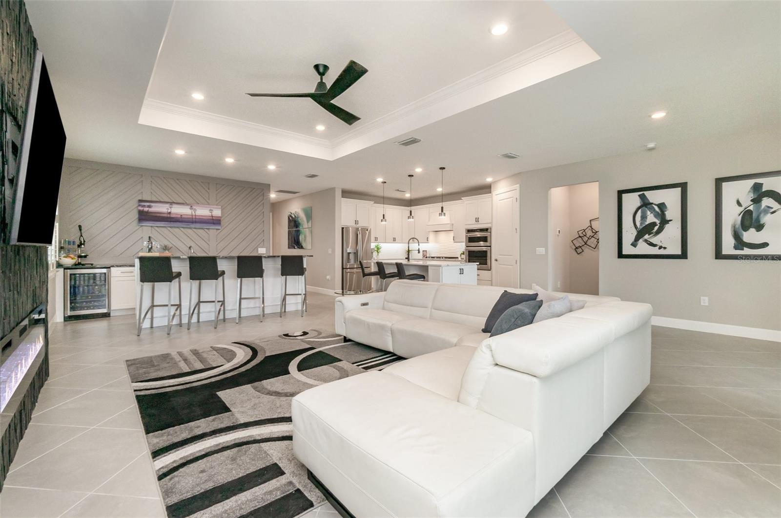 Image 8 of 63 For 10109 Beachwalk Drive