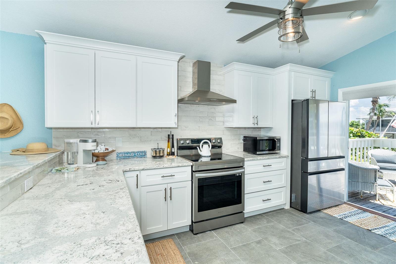 Image 10 of 50 For 301 Gulf Boulevard 407
