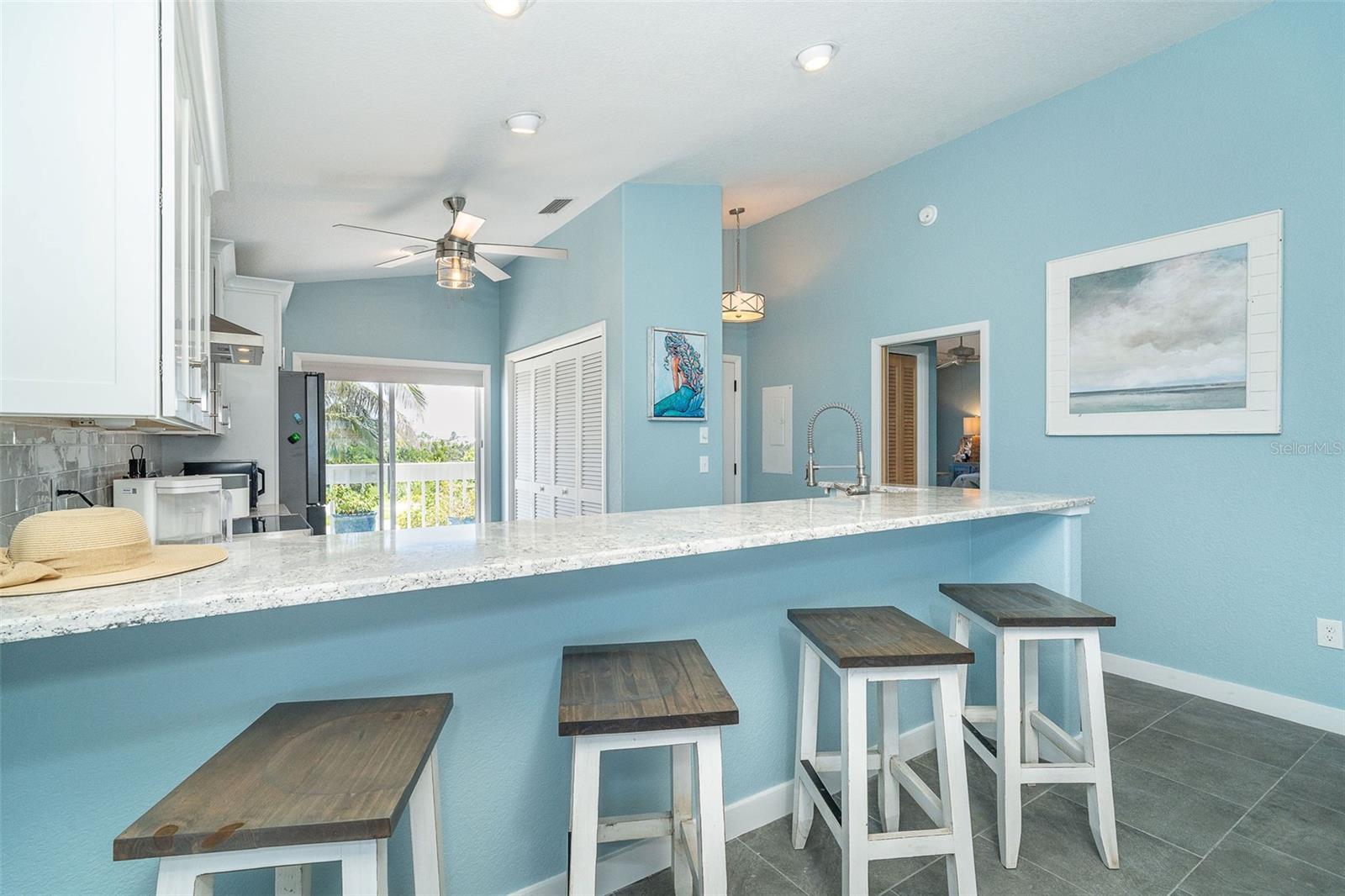 Image 12 of 50 For 301 Gulf Boulevard 407