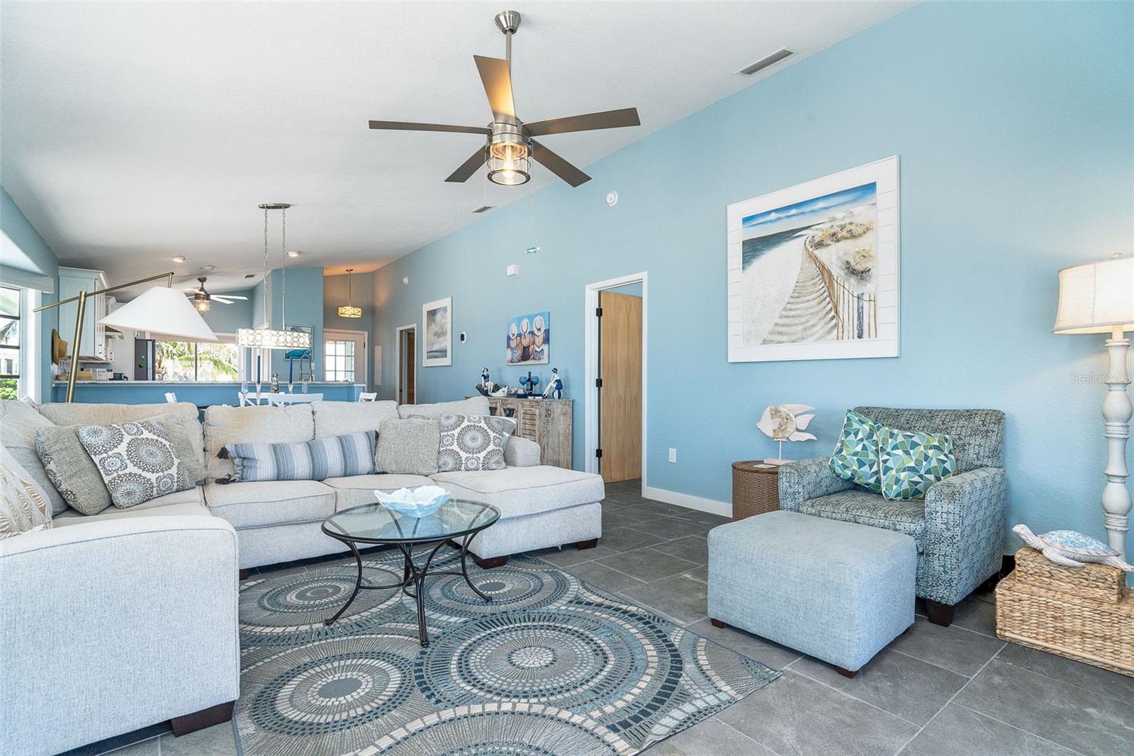 Image 17 of 50 For 301 Gulf Boulevard 407