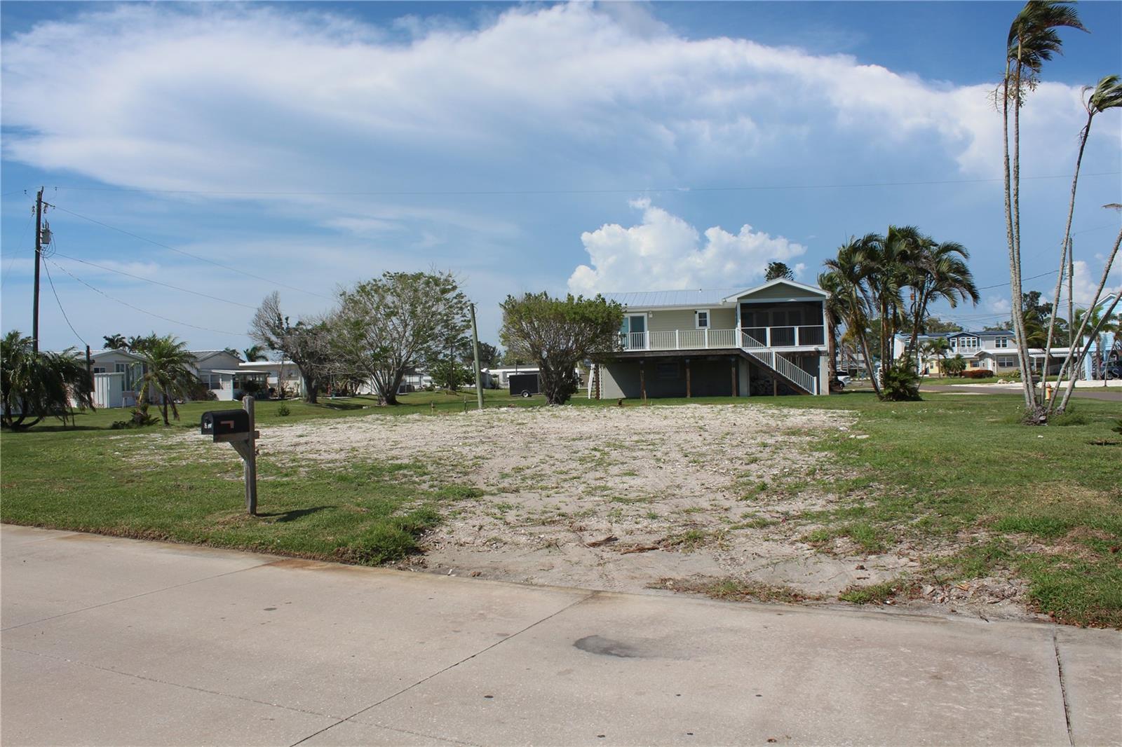 Image 2 of 22 For 10315 Cortez Road W 1-2