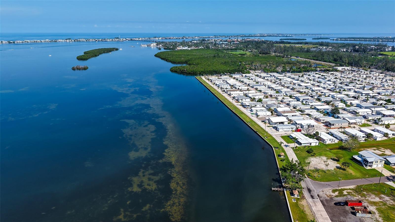 Image 40 of 53 For 10315 Cortez Road W 1-2 Bv