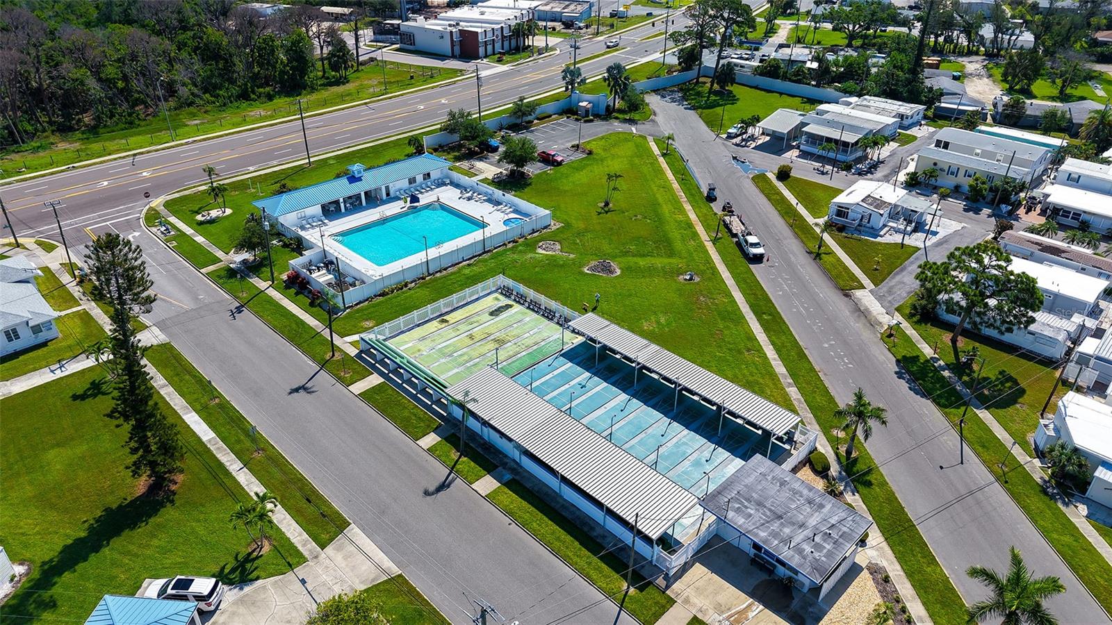 Image 47 of 53 For 10315 Cortez Road W 1-2 Bv