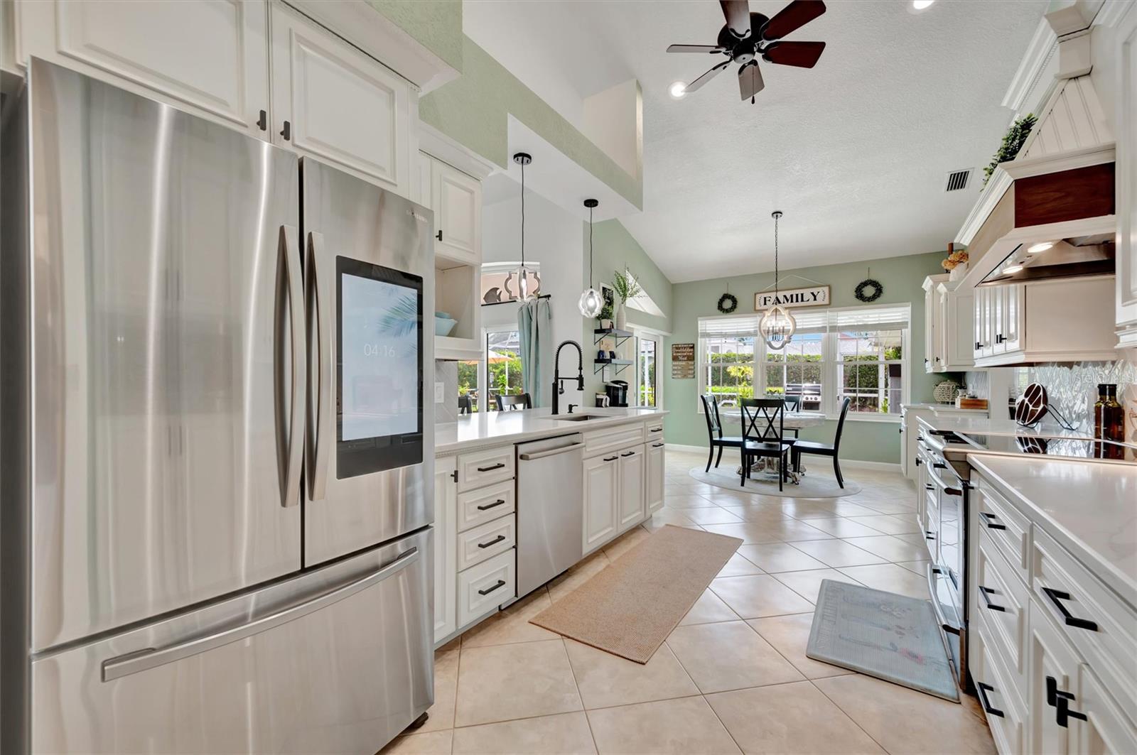 Image 22 of 52 For 8173 Misty Oaks Boulevard
