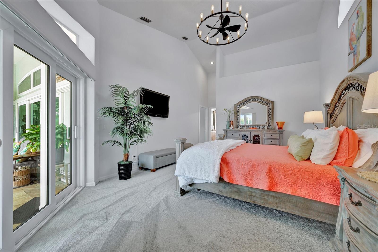 Image 26 of 52 For 8173 Misty Oaks Boulevard