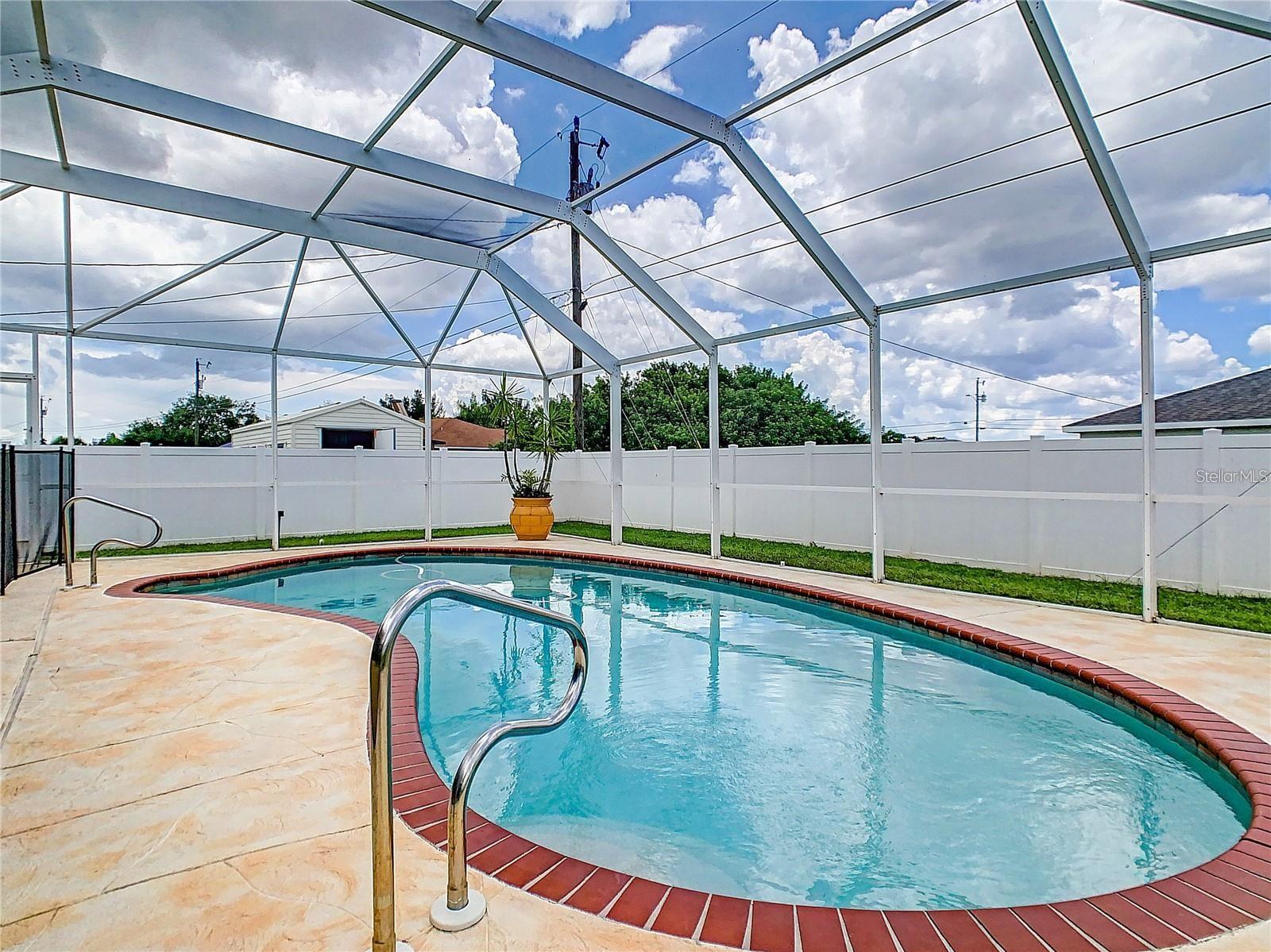 Image 9 of 14 For 421 Tropicana Parkway E