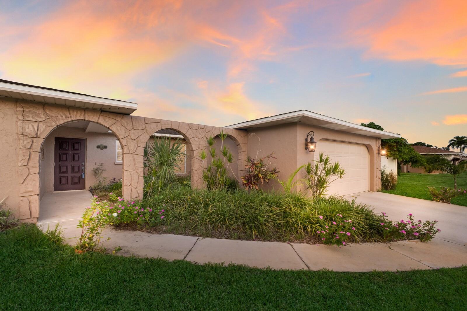 Image 39 of 43 For 2211 42nd Street W