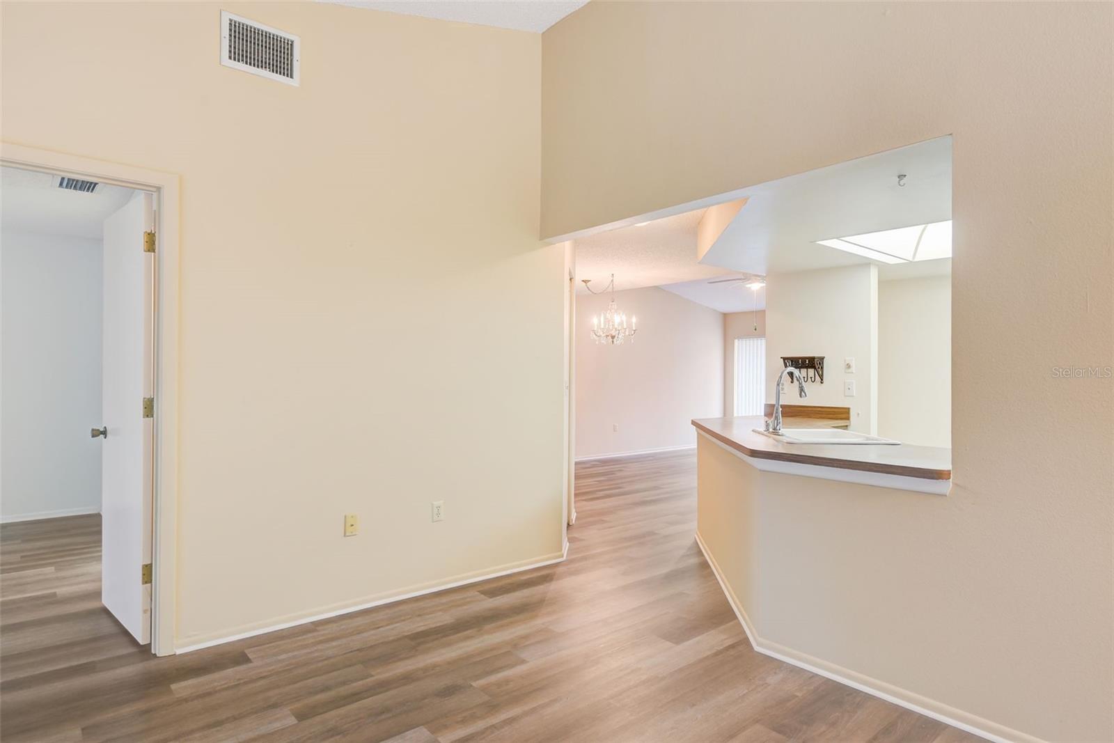 Image 13 of 50 For 1203 Tallywood Drive 7002