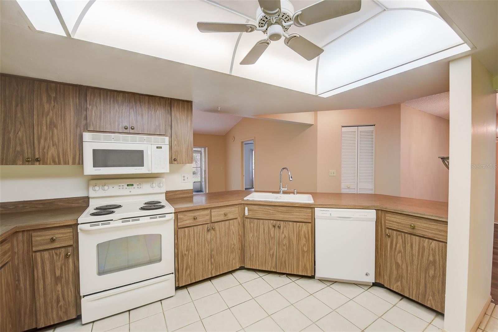 Image 17 of 50 For 1203 Tallywood Drive 7002