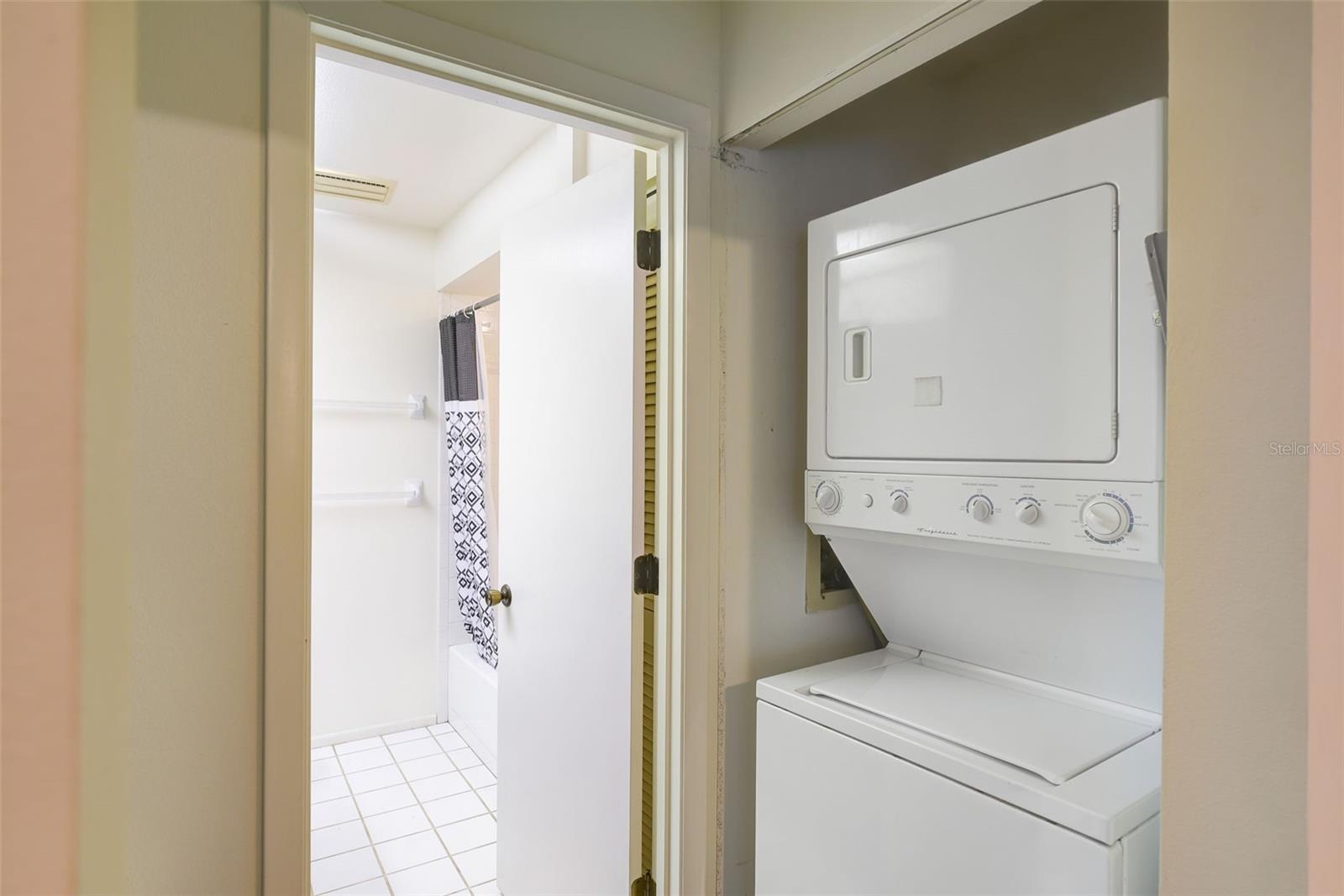Image 20 of 50 For 1203 Tallywood Drive 7002