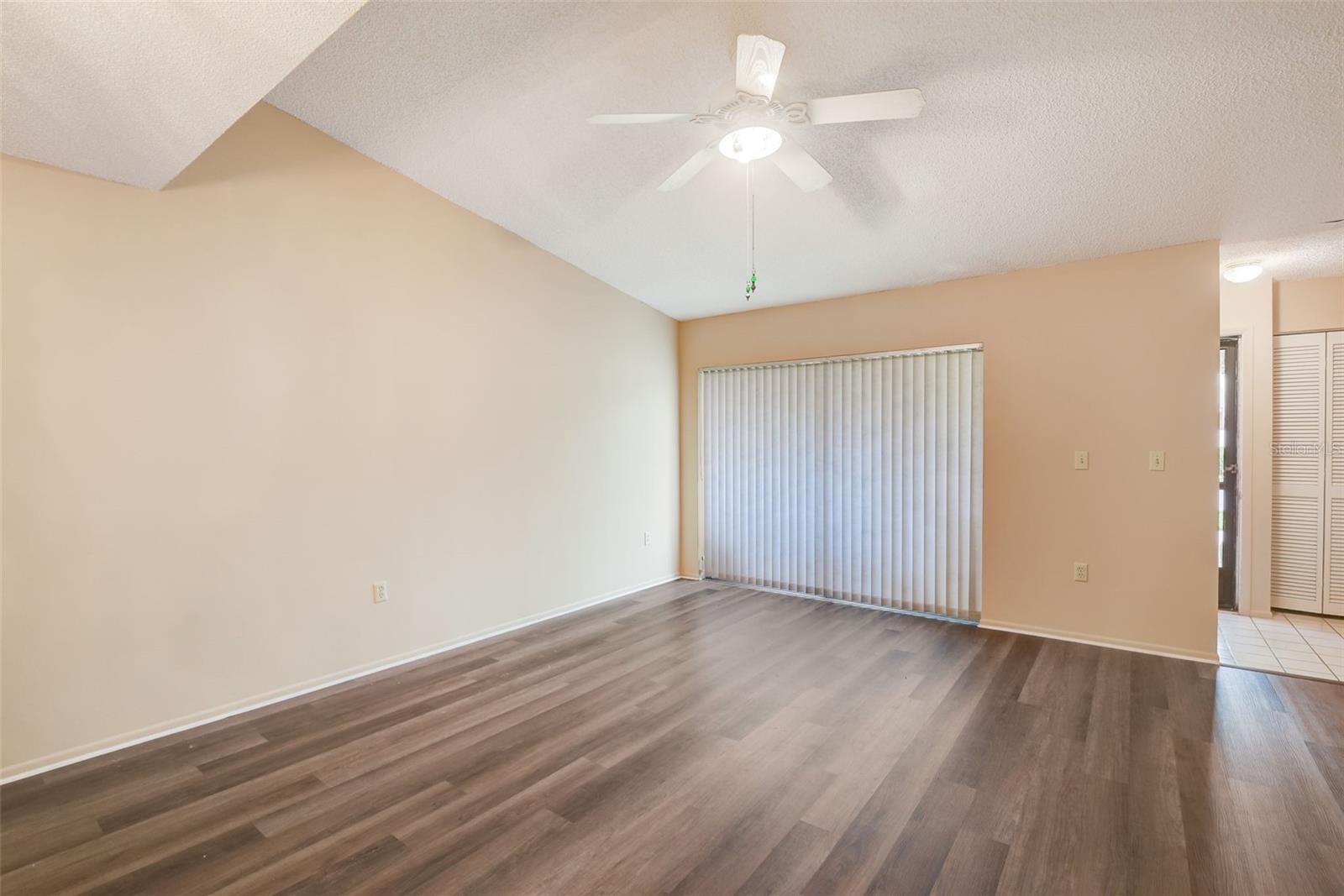 Image 3 of 50 For 1203 Tallywood Drive 7002