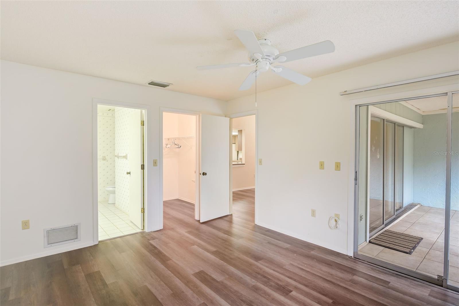 Image 31 of 50 For 1203 Tallywood Drive 7002