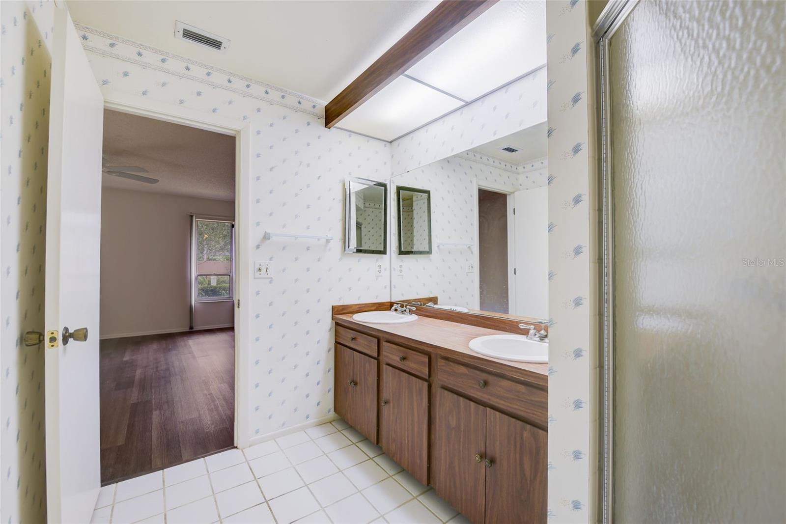 Image 35 of 50 For 1203 Tallywood Drive 7002
