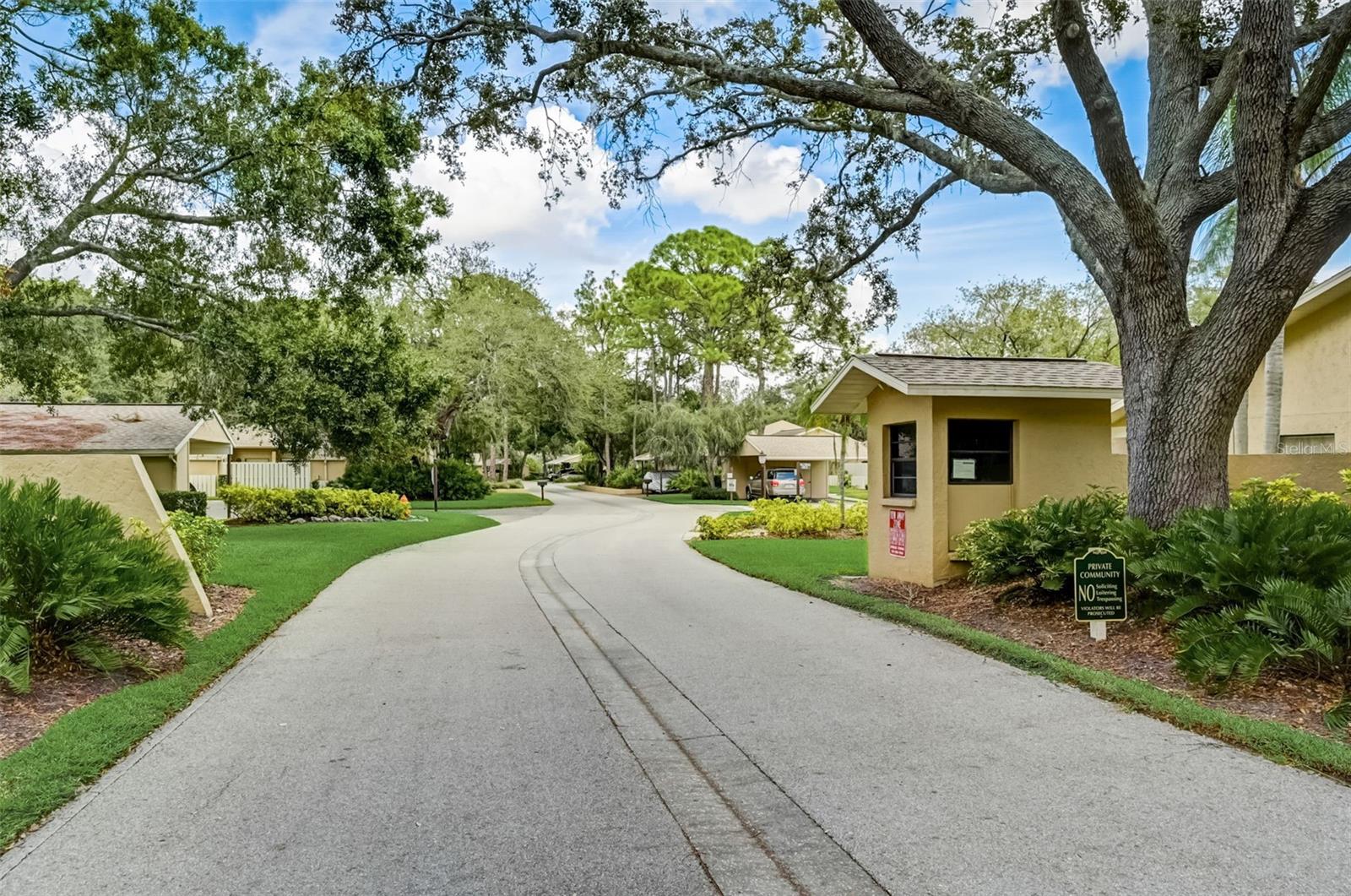 Image 43 of 50 For 1203 Tallywood Drive 7002