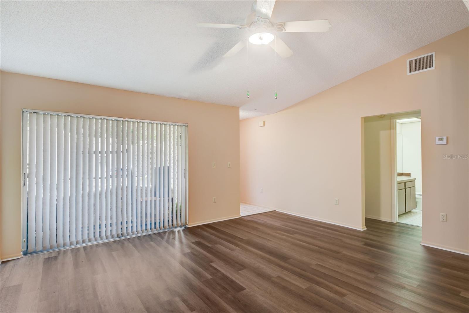 Image 5 of 50 For 1203 Tallywood Drive 7002
