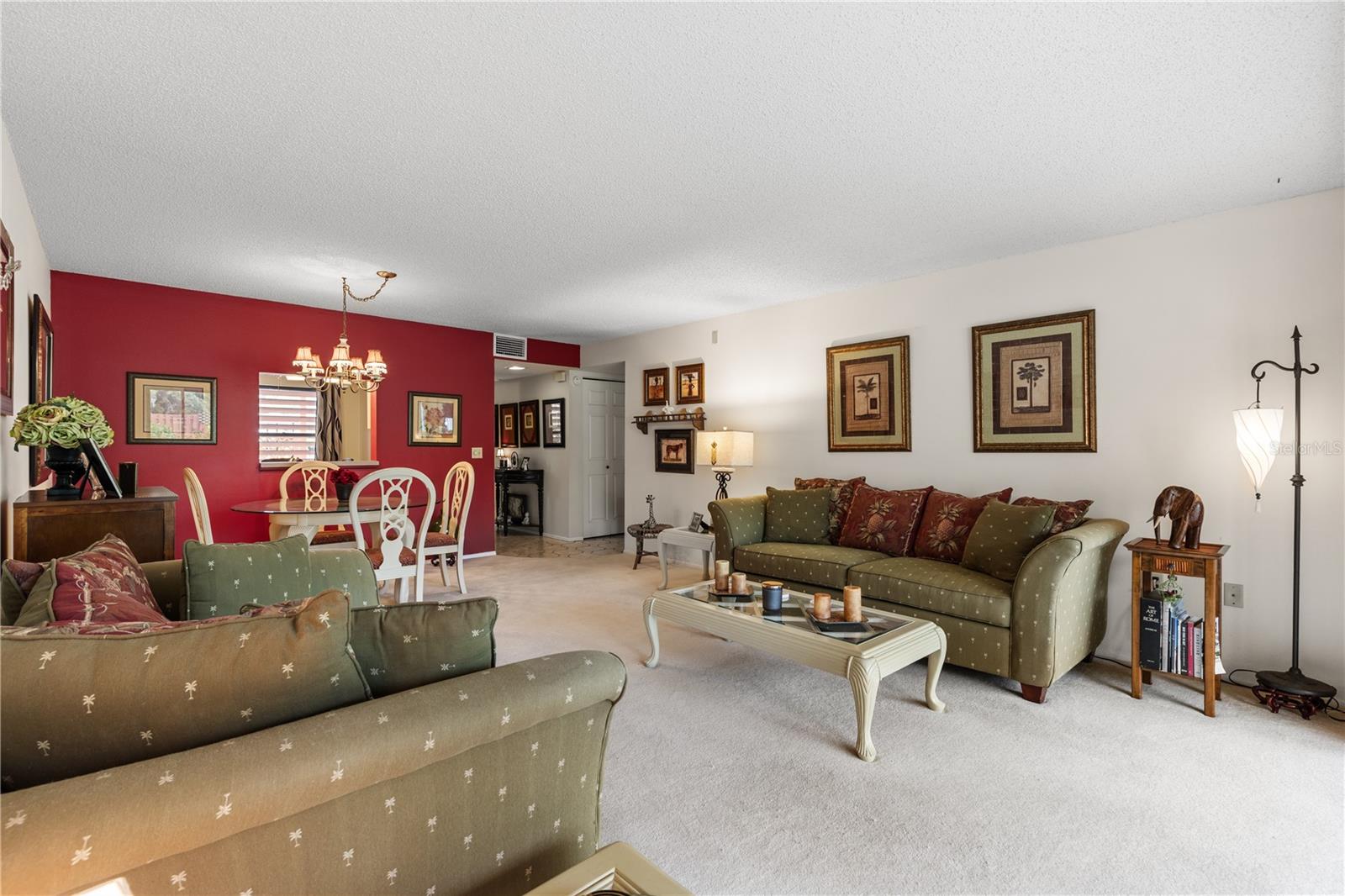 Image 14 of 32 For 530 Spring Lakes Boulevard