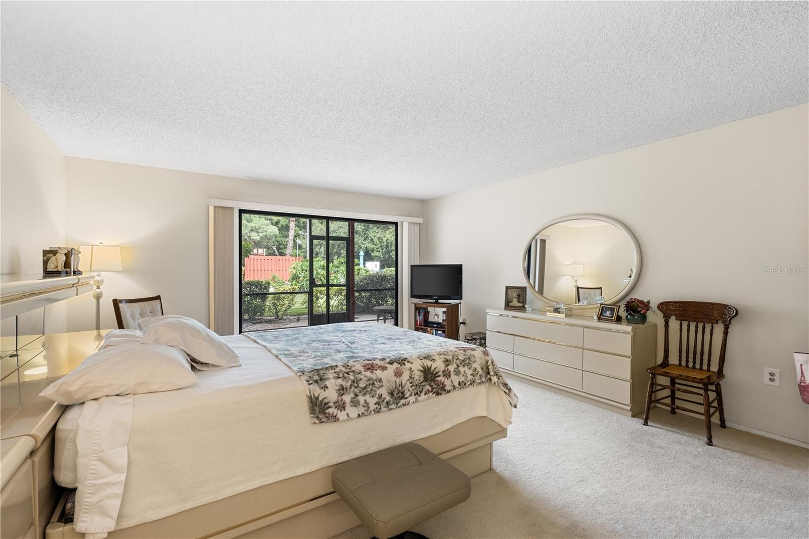 Image 17 of 32 For 530 Spring Lakes Boulevard