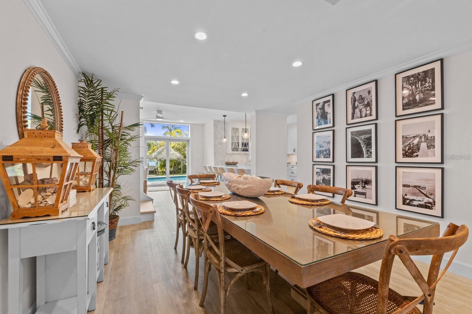 Image 10 of 69 For 212 Oak Avenue