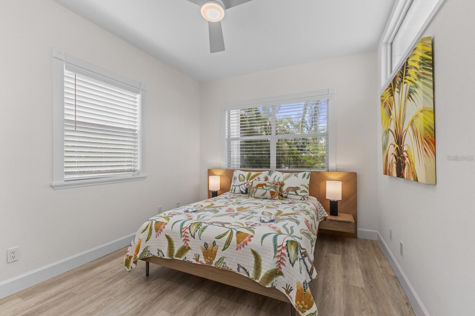 Image 30 of 69 For 212 Oak Avenue