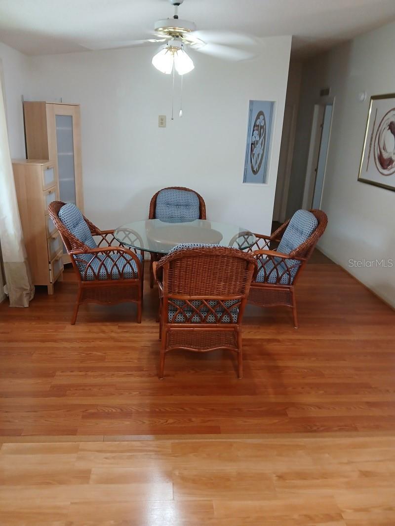 Image 2 of 10 For 1117 Paradise Drive