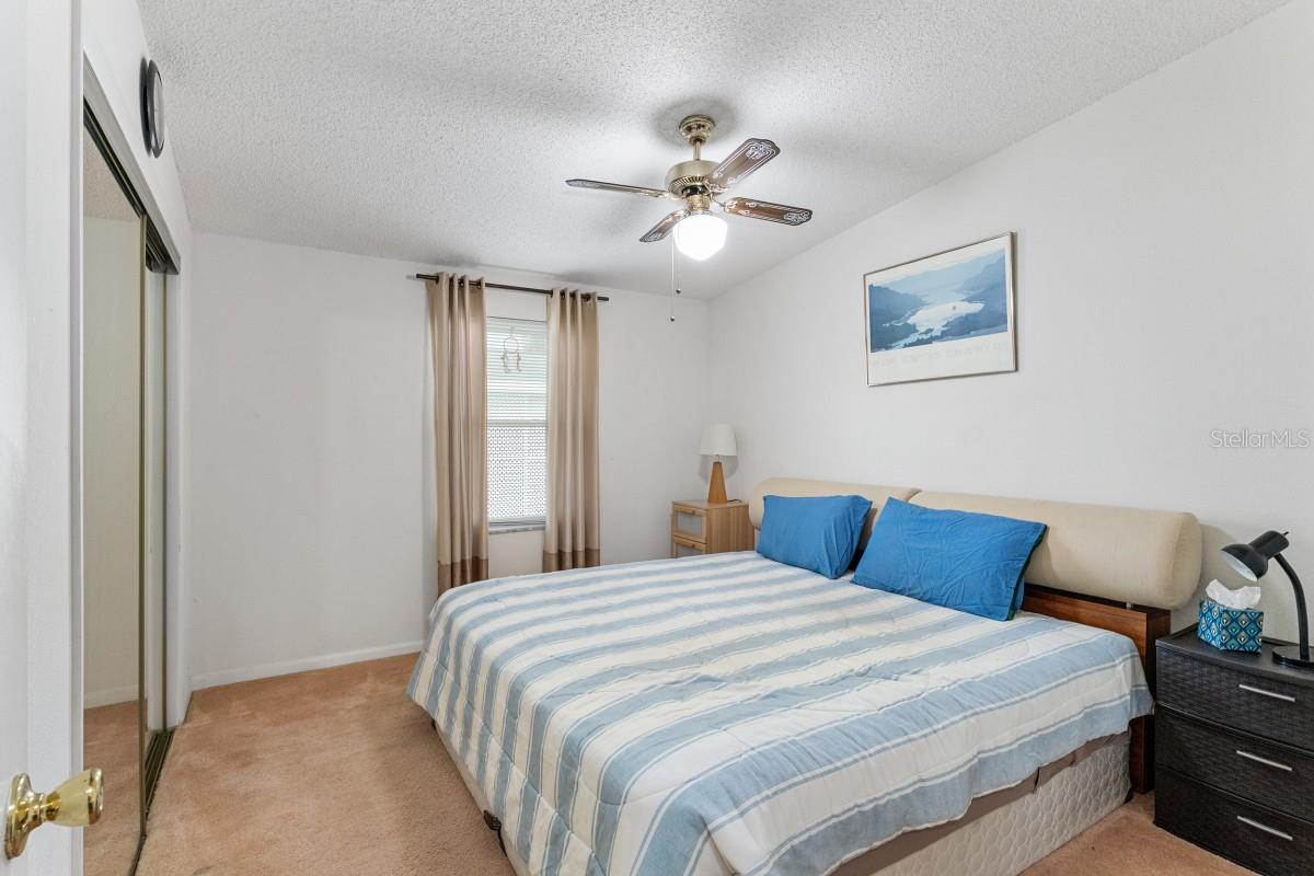 Image 20 of 21 For 1117 Paradise Drive