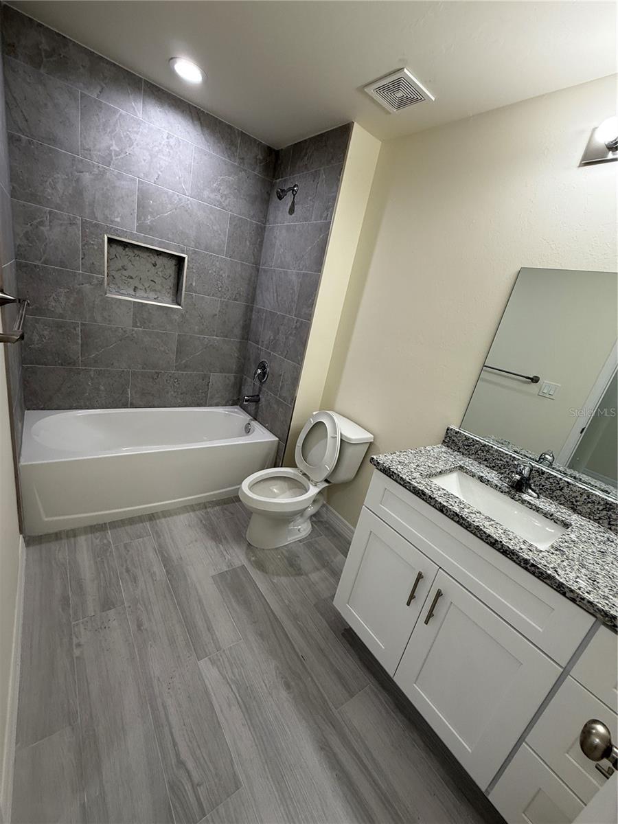 Image 13 of 23 For 2846 Coldwater Lane