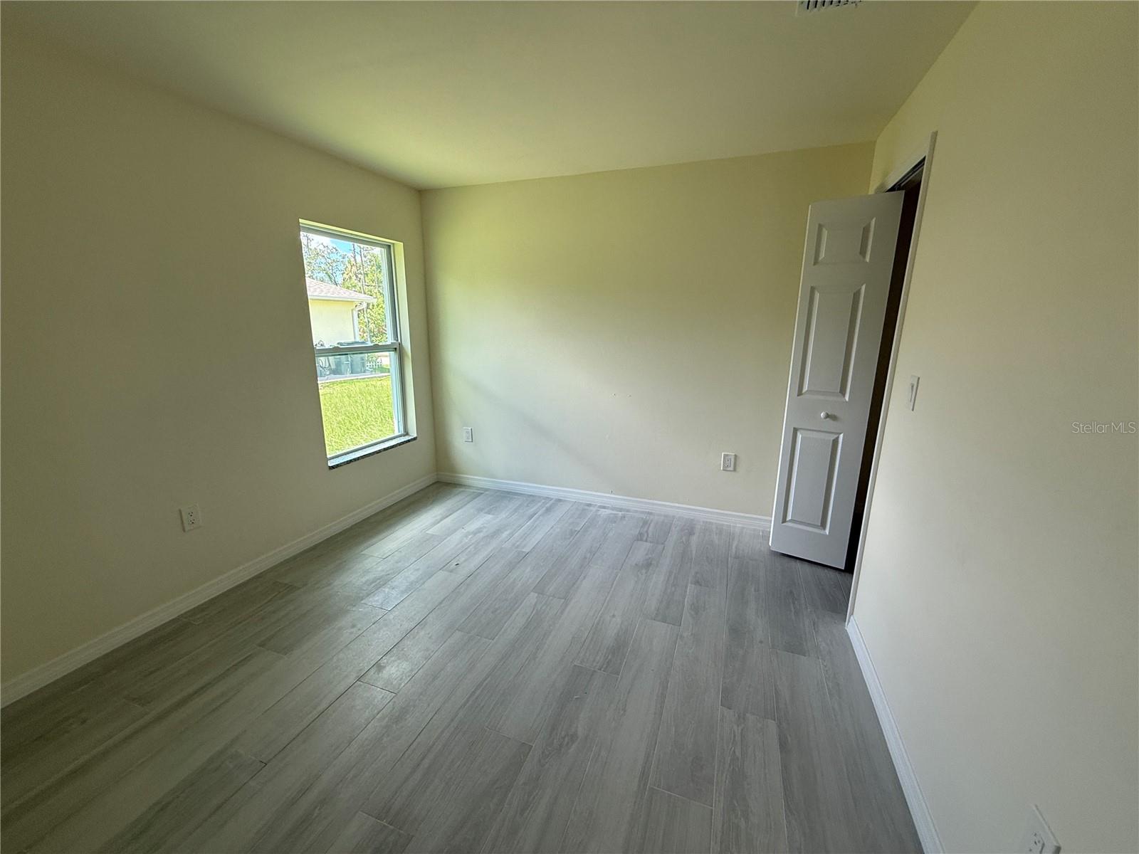 Image 15 of 23 For 2846 Coldwater Lane