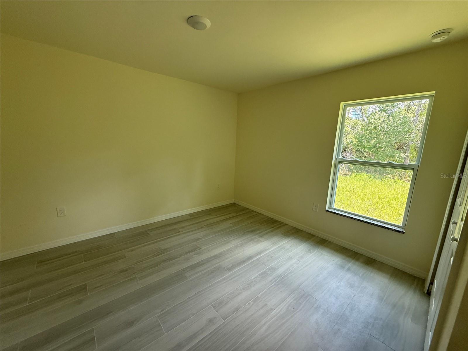 Image 16 of 23 For 2846 Coldwater Lane