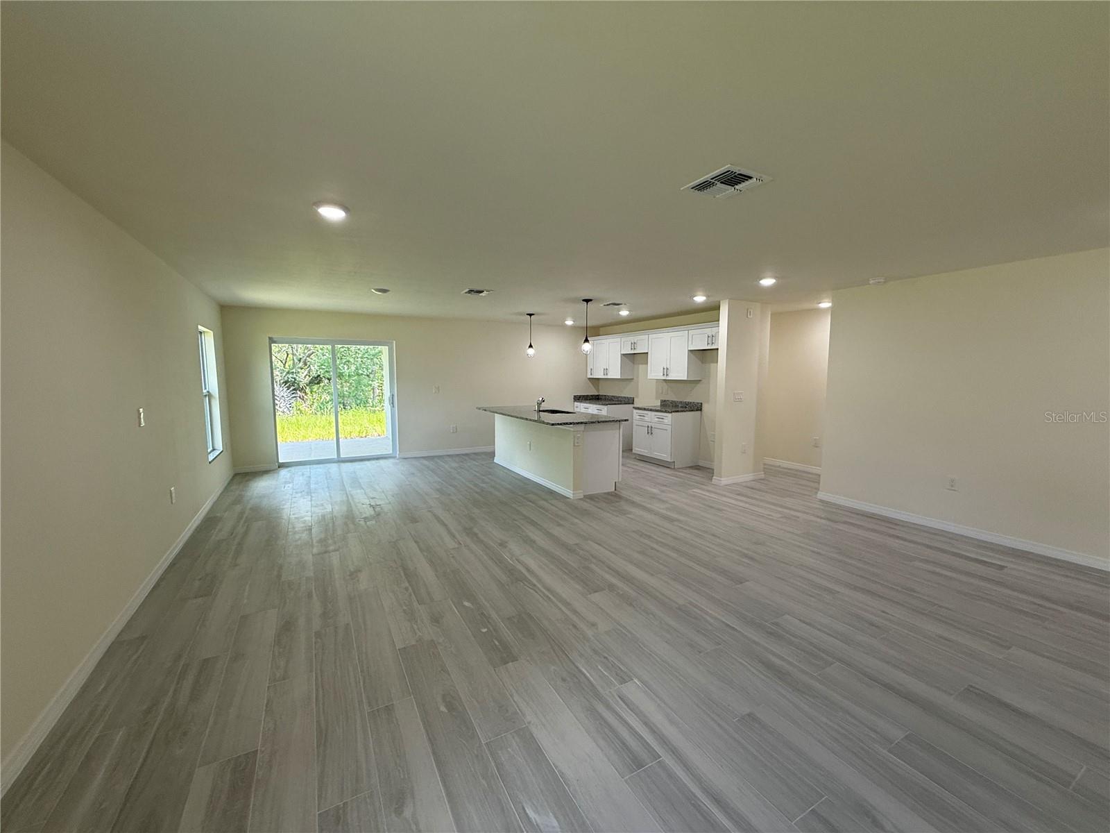 Image 5 of 23 For 2846 Coldwater Lane