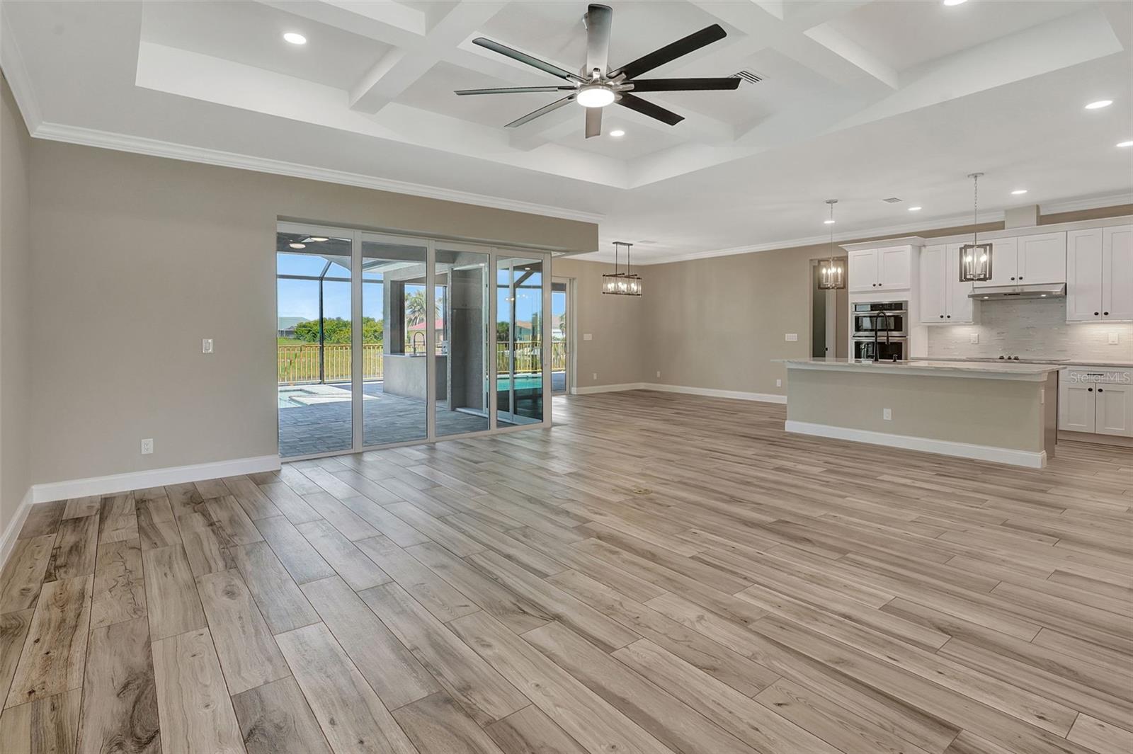 Image 19 of 76 For 10812 Mcalester Circle