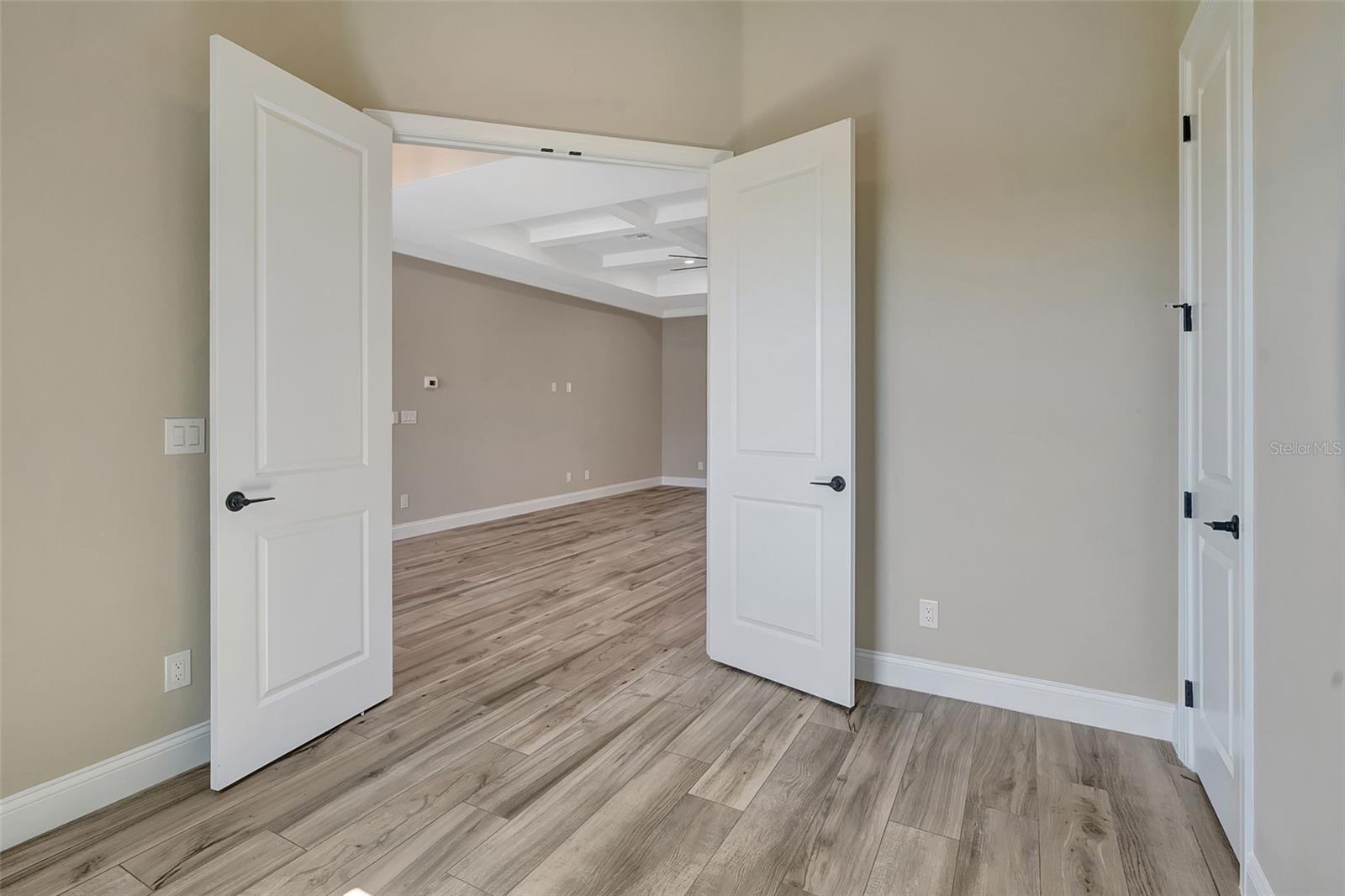 Image 23 of 76 For 10812 Mcalester Circle