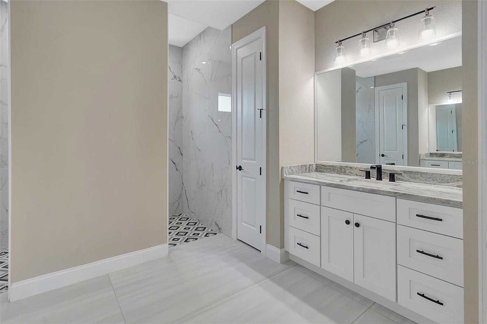 Image 31 of 76 For 10812 Mcalester Circle