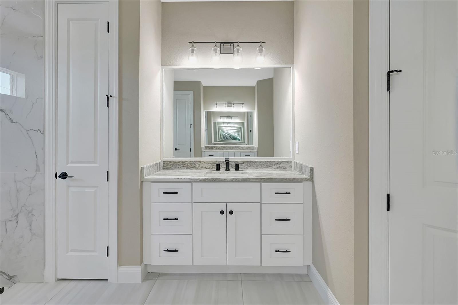 Image 38 of 76 For 10812 Mcalester Circle